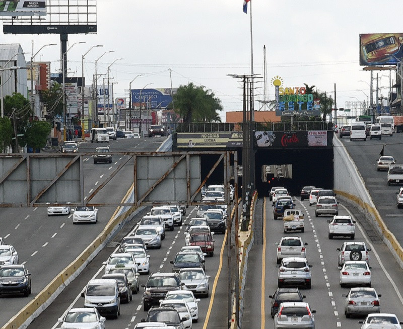 Mopc Cierra Hasta El Mi Rcoles Pasos A Desnivel Del Gran Santo Domingo