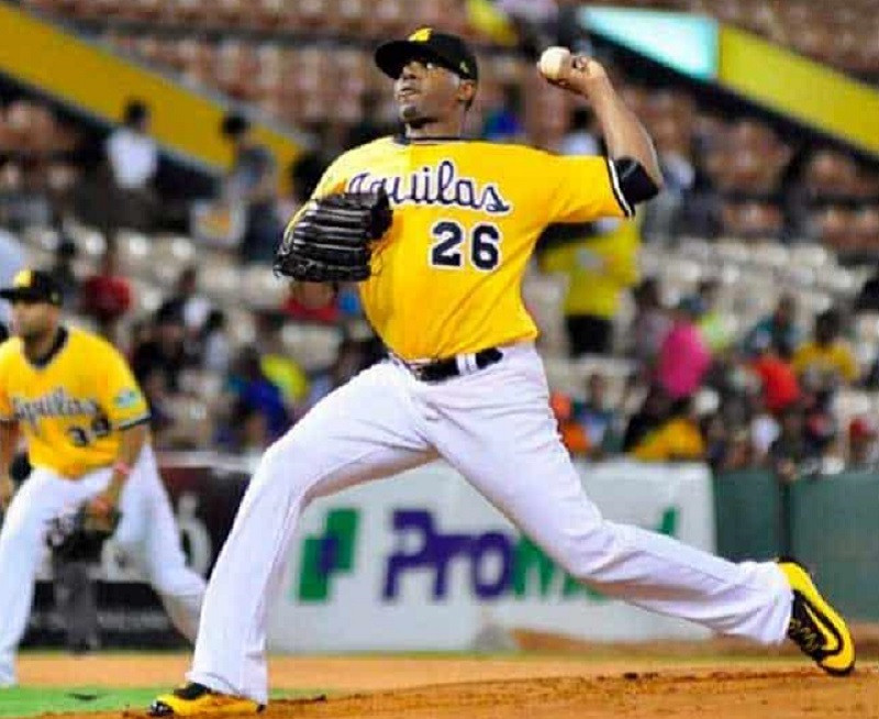 Lanzador zurdo cubano Roenis Elias