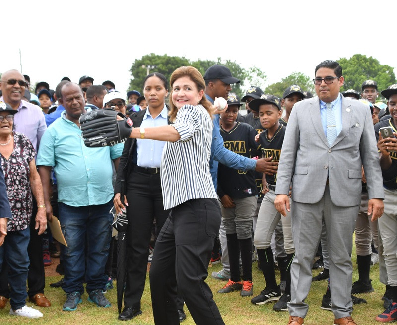 Vicepresidenta Raquel Peña.