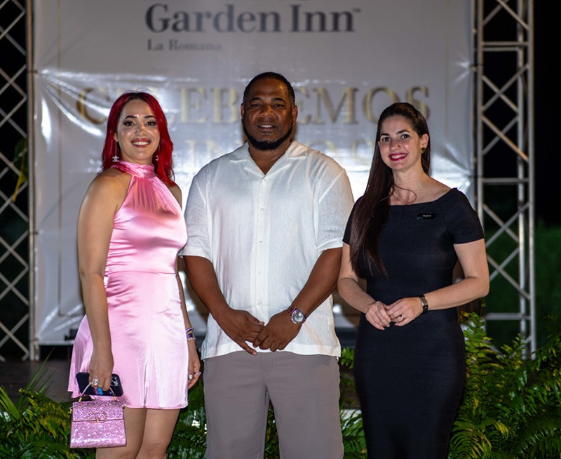 Karen Yapoort, Edwin Encarnación y Virginia Gómez