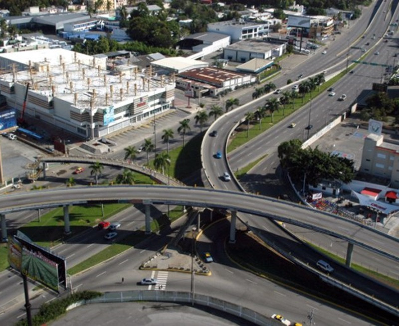 Elevados de la Churchil con Kennedy